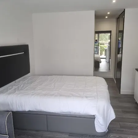 Naturiste Cap D'agde Port Venus 1 アグド